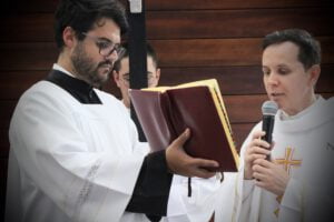 Deus nos convida a santidade